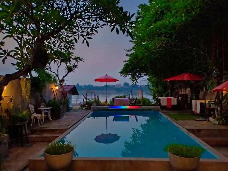 Sofa Gallery Hotel Nong Khai Exteriér fotografie