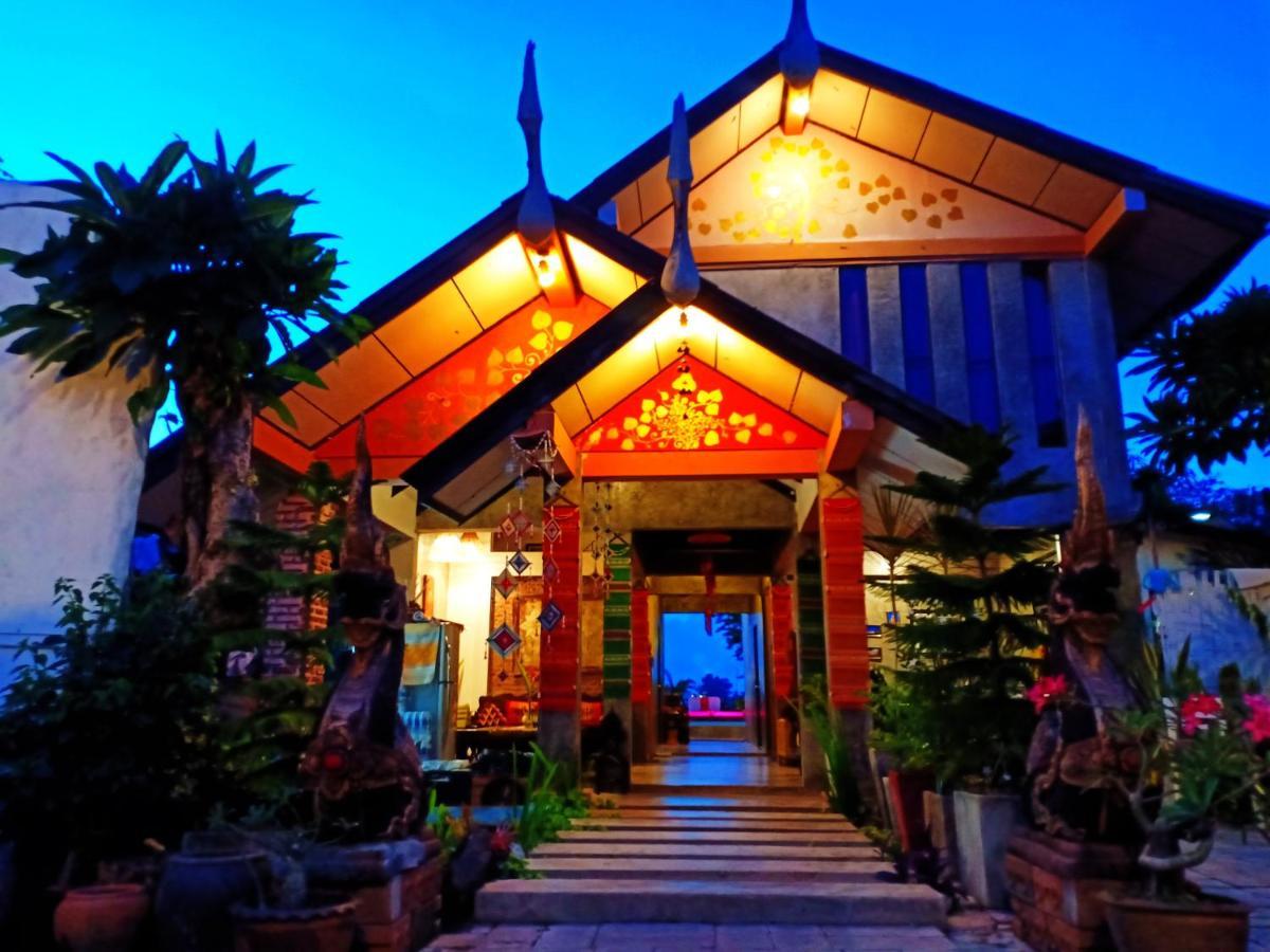 Sofa Gallery Hotel Nong Khai Exteriér fotografie