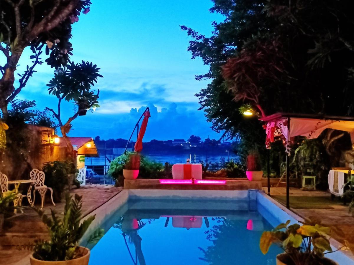 Sofa Gallery Hotel Nong Khai Exteriér fotografie