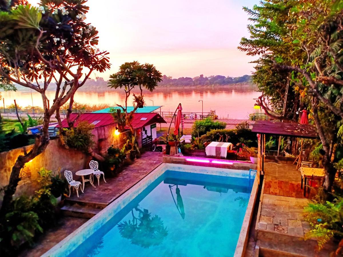 Sofa Gallery Hotel Nong Khai Exteriér fotografie