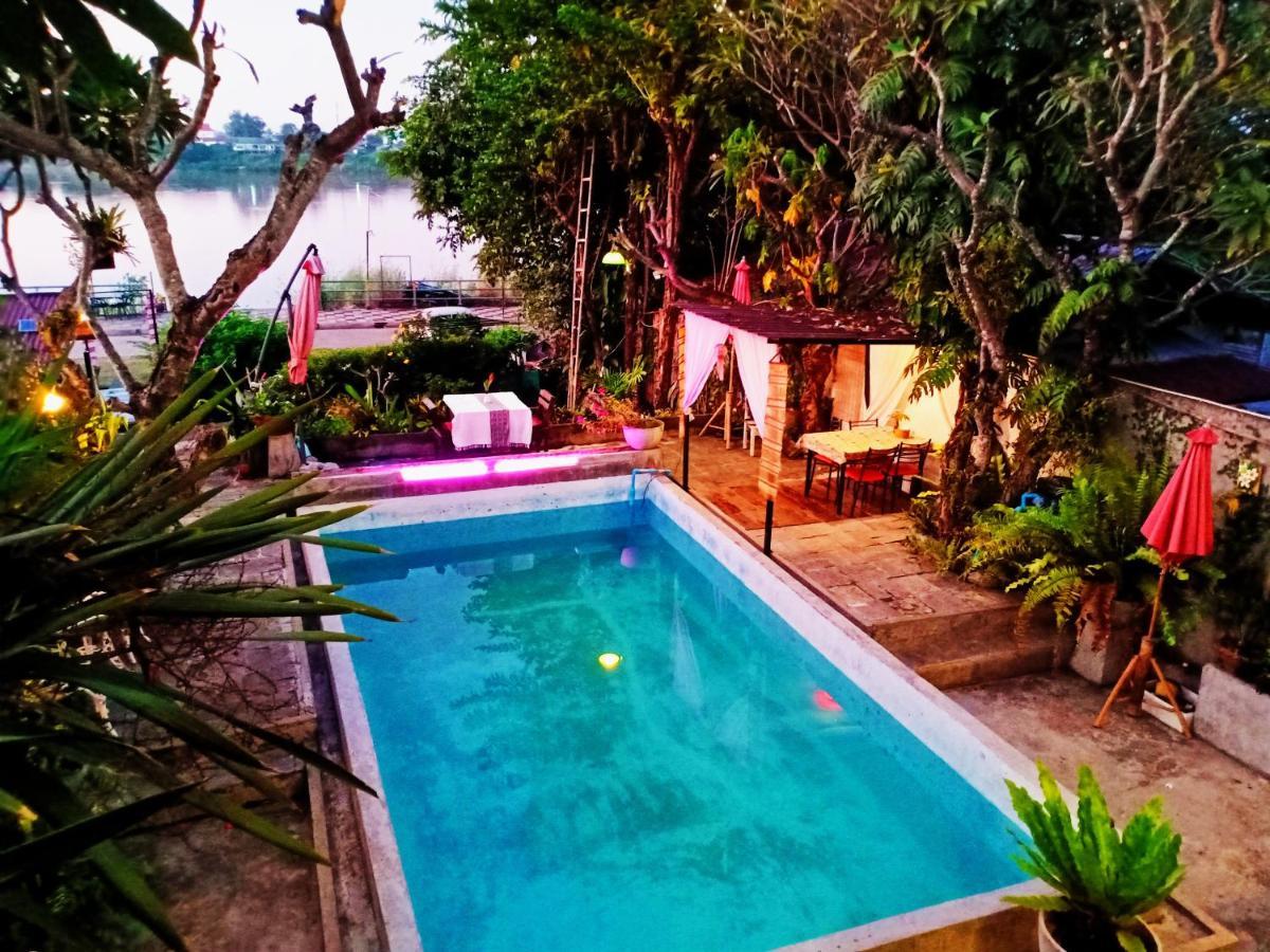 Sofa Gallery Hotel Nong Khai Exteriér fotografie